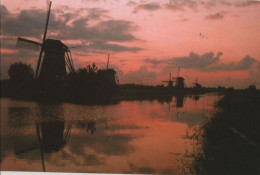 105596 - Niederlande - Molenwaard-Kinderdijk - Poldermolens - Ca. 1985 - Kinderdijk