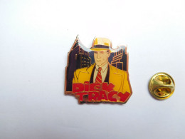 Superbe Pin's , Disney , Détective Dick Tracy , Cinéma - Filmmanie