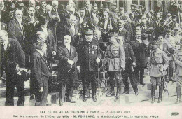 Reproduction CPA - 75 Paris - Les Fêtes De La Victoire 1919 - Sur Les Marches De L'Hotel De Ville M Poincaré Maréchal Jo - Non Classificati