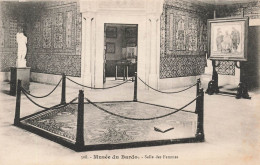 TUNISIE - Musée Du Bardo - Salle Des Femmes - Vue à L'intérieur Du Musée - Carte Postale Ancienne - Tunisia