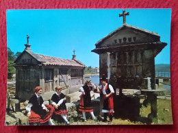 SPAIN ESPAGNE POSTAL POST CARD GALICIA HÓRREOS E MOZOS..CARTE CARTOLINA POSTALE..TRADICIONES, TRAJES TÍPICOS...COSTUMES. - Andere & Zonder Classificatie