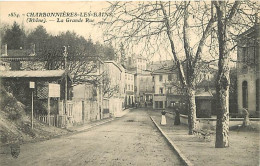 69 - Charbonnières Les Bains - La Grande Rue - Animée - CPA - Voir Scans Recto-Verso - Charbonniere Les Bains