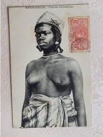 Madagascar , Femme Zafimaniry , Sein Nu - Madagaskar