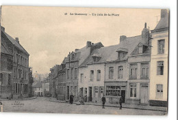 CPA 59 Le Quesnoy Un Coin De La Place - Le Quesnoy