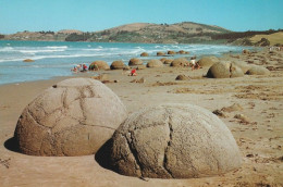 1 AK New Zealand * Moeraki Boulders - Eine Touristische Sehenswürdigkeit In Der Region Otago Auf Der Südinsel * - Nouvelle-Zélande