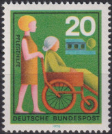 1970 Deutschland > BRD, ** Mi:DE 631, Sn:DE 1024, Yt:DE 491,Pflegehilfe, Freiwillige Hilfsdienste - Handicaps