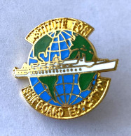 PINS BATEAUX INSTITUTE FOR SHIPBOARD EDUCATION / GLOBE TERRESTRE / Signé AD PAX / 33NAT - Schiffahrt