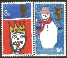 420 G-B 1966 Snowman Bonhomme Neige Costumes Chapeau Hat Phosphor MNH ** Neuf SC (GB-20d) - Nuevos