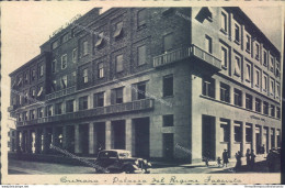 I609 Cartolina Cremona Citta'  Palazzo Del Regime Facciata Animata Auto 1944 - Cremona