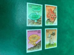 Korea Stamp MNH Mushrooms 1995 - Corée Du Sud