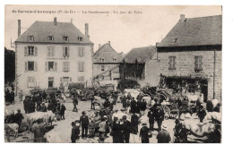 63 PUY DE DOME - ST GERVAIS D'AUVERGNE La Gendarmerie, Un Jour De Foire - Saint Gervais D'Auvergne