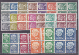 Sarre - Yvert 391 / 410 ** - En Blocs De 4 - Valeur 280,00 Euros - Unused Stamps