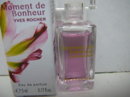 YVES ROCHER " MOMENT DE BONHEUR " MINI EDP 5 ML  NEUVE  LIRE ET VOIR!! - Miniaturen Flesjes Dame (met Doos)