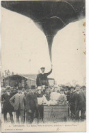 18 SANCOINS Le Ballon "Ville De Sancoins" Avant Le "lachez-tout" (TOP) - Sancoins