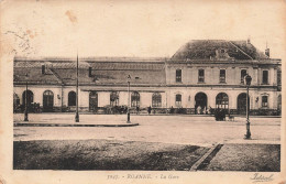 FRANCE - Roanne - Vue Générale De La Gare - Vue Générale - Animé - Carte Postale Ancienne - Roanne