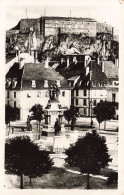 FRANCE - Belfort - Vue Sur Le Monument Des Trois Sièges Et Le Château  - Carte Postale Ancienne - Belfort - Ville