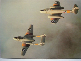 Avion / Airplane / ROYAL AIR FORCE / DH 115 Vampire T 11 - Gloster Meteor T 7 - 1946-....: Era Moderna