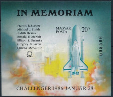 ** 1986 In Memoriam Challenger Vágott Blokk (4.500) - Sonstige & Ohne Zuordnung
