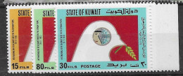 Kuwait Set Mnh ** 6,5 Euros 1983 - Kuwait