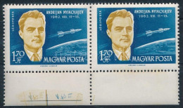 ** 1962 A Világűr Meghódítói 1,70Ft "N" Betű Után Pont Lemezhibával, ívszéli Párban (5.000) - Sonstige & Ohne Zuordnung