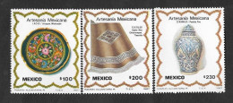 SE)1987 MEXICO  FROM THE MEXICAN CRAFTS SERIES, LACQUERS 100P SCT 1480, TEXTILES 200P SCT 1481 & CERAMICS 230P SCT 1482, - Mexico