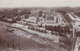 3817	36	The Tower Of London From Tower Bridge 1921 (see Corners) - Tower Of London