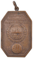 1939. "BUDAPESTI LABDARÚGÓK ALSZÖVETSÉGE" Bronz Díjérem Füllel, Hátoldalán "IV. Oszt. Ifj. Bajn. Lszer. Csop I. 1938-39" - Sin Clasificación