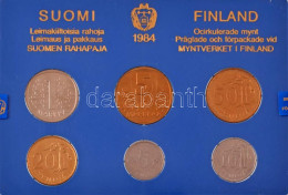 Finnország 1984. 5p-5M (6xklf) Forgalmi Sor Plasztik Tokban T:UNC Finland 1984. 5 Pennia - 5 Markka (6xdiff) Coin Set In - Sin Clasificación