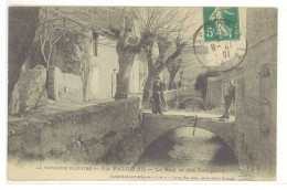 Cpa Vaucluse - La Palud - Le Béal Et Ses Remparts - Lapalud