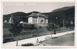 ** T1 Feketehalom, Zeiden, Codlea; Scoala Romana / Román Iskola / Romanian School. Foto K. Folberth, Photo - Ohne Zuordnung