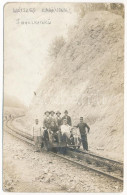 * T3 Hátszeg-Karánsebes, Hateg-Caransebes; Fogaskerekű Vasút, Hajtány Utasokkal / Cogwheel Railway, Handcar. Photo (EB) - Unclassified