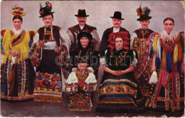 T3 Mezőkövesdi Népviselet, Matyó Család, öreg Szülő Gyermekeivel és Unokájával, Magyar Folklór / Hungarian Folklore (kop - Zonder Classificatie