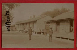 GIBRALTER   MILITARY BARRACKS  RP   VIEW 1  WORLD WAR ONE Pu  1916  VIEW 2  - Gibraltar