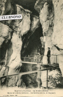 CPA - LES ECHELLES - ENTREE DE LA GROTTE INFERIEURE - LES GALERIES (ETAT PARFAIT) - Les Echelles