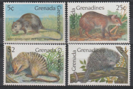 GRENADINES - N°1095/8 ** (1990) Mammifères - Grenade (1974-...)