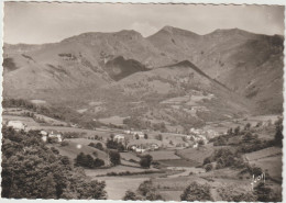 Pyrenées Atlantique : SAINT  ETIENNE  De  Baïgorry : Vue   Yvon - Saint Etienne De Baigorry