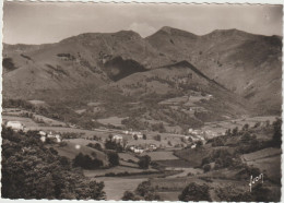 Pyrenées Atlantique : SAINT ETIENNE De BAIGORRY :  Vue  Yvon - Saint Etienne De Baigorry