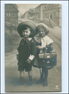 V5138/ Einschulung Mädchen Schulkinder Foto AK Ca.1920 - Eerste Schooldag