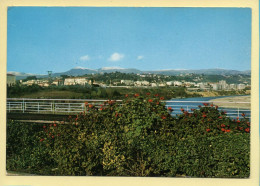 06. SAINT-LAURENT-DU-VAR – Vue Sur La Ville Et Le Var (voir Scan Recto/verso) - Saint-Laurent-du-Var