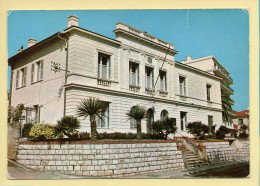 06. SAINT-LAURENT-DU-VAR – L'Hôtel De Ville (voir Scan Recto/verso) - Saint-Laurent-du-Var