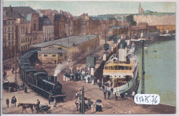 DIEPPE- VUE SUR LA GARE MARITIME- LE TRAIN- LES BATEAUX - Dieppe