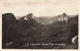 FRANCE - L'Auvergne - Vue Sur Les Roches Tuilière Et Sanadoire - Vue Au Loin Des Collines - Carte Postale Ancienne - Auvergne