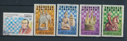 5 Timbres Oblitérés VIET NAM  CAMBODGE XII-8 Jeu D'échec - Scacchi