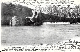 Remoulins. Les Ruines De Feragut Dans Le Lit Du Gardon. - Remoulins