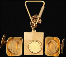 Westenanhänger Gelbgold 750/1000 Und Paar Manschettenknöpfe Gelbgold 585/1000, Jeweils Mit Eingesetzter Goldmedaille (in - Other & Unclassified