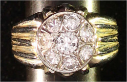 Damenring Weißgold 750/1000 Mit 8 Diamanten (7 X Je Ca. 0,1 Ct, 1 X Ca. 0,24 Ct). Ringgröße 19. 9,57 G - Autres & Non Classés