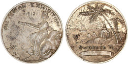 Silber-Preismedaille Der All Ceylon Exhibition 1912 (unsign). Am Meeresufer Sitzende Allegorie Präsentiert Siegerkranz,  - Sri Lanka (Ceylon)