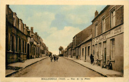 BOLLEZELLE - Rue De La Poste. - Post & Briefboten