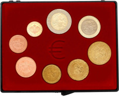 Kursmünzensatz Von 1 Cent Bis 2 Euro 2001/2002. 1, 2 Und 5 Cent 2001 Sowie 10, 20, 50 Cent, 1 Und 2 Euro Von 2002. Im Pr - Other & Unclassified