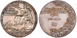 Silbermedaille O.J. Der Senat Zur Goldenen Hochzeit. Im Originaletui Zur Diamant-Hochzeit A.F. Quandt Und Frau Geb. Lehm - Pièces De Monnaie D'or